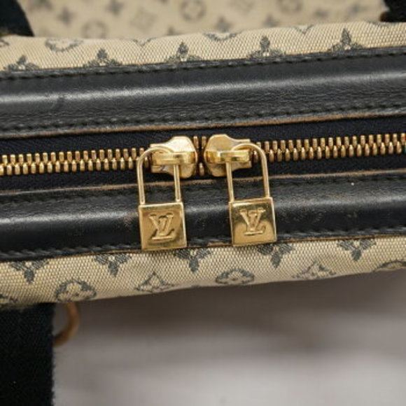 Louis Vuitton Monogram Mini Josephine PM Handbag - Picture 8 of 12